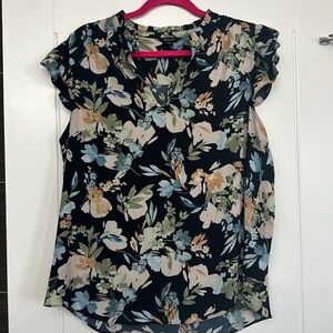 RW&Co Ruffle Cap Sleeve Blouse XL